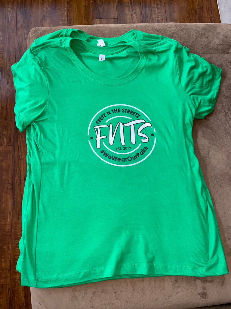 Kelly Green & White Women's T-Shirt